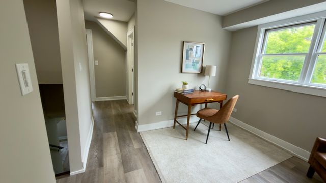 9759 Rutherford Avenue, Oak Lawn, IL 60453