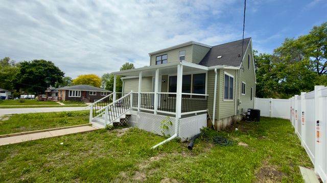 9759 Rutherford Avenue, Oak Lawn, IL 60453