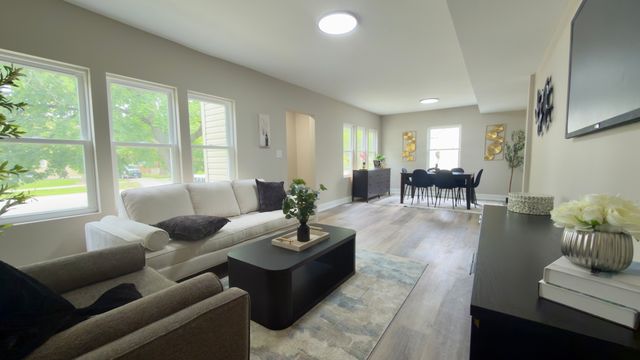9759 Rutherford Avenue, Oak Lawn, IL 60453