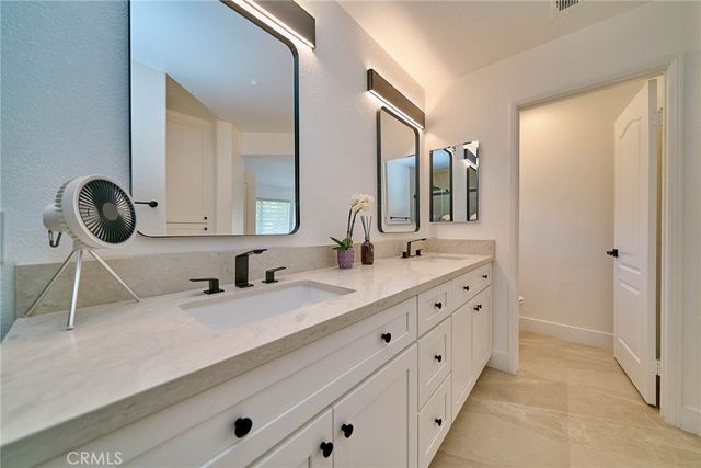 19 Westshore Way, Buena Park, CA 90621