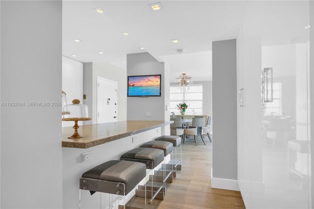 1985 S Ocean Dr 17F, Hallandale Beach, FL 33009