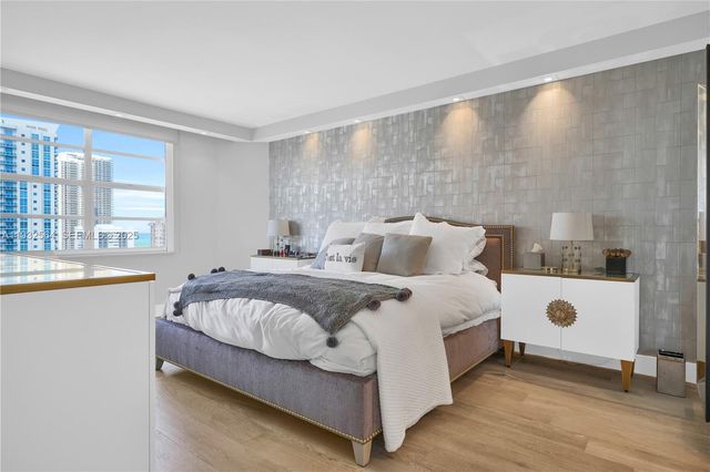 1985 S Ocean Dr 17F, Hallandale Beach, FL 33009