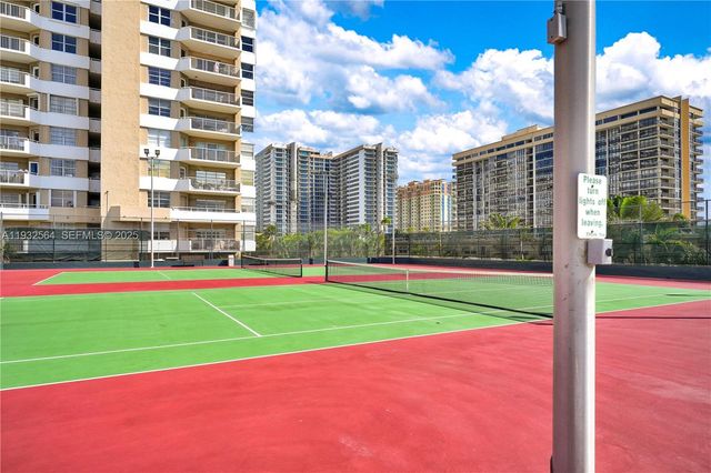 1985 S Ocean Dr 17F, Hallandale Beach, FL 33009