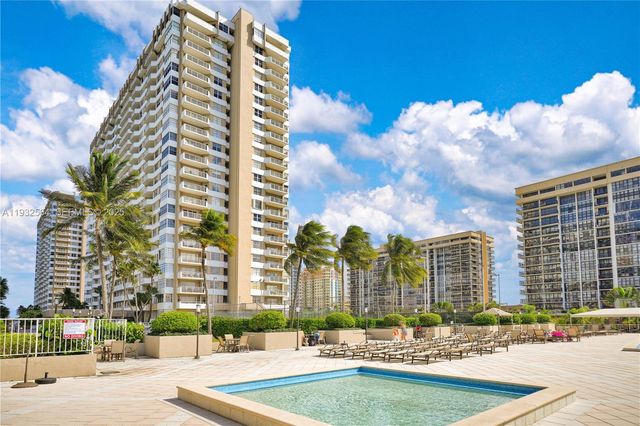 1985 S Ocean Dr 17F, Hallandale Beach, FL 33009