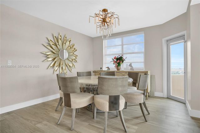 1985 S Ocean Dr 17F, Hallandale Beach, FL 33009