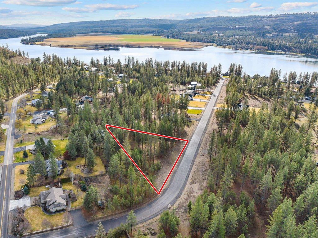 6551 Kate Dr, Nine Mile Falls, WA 99026