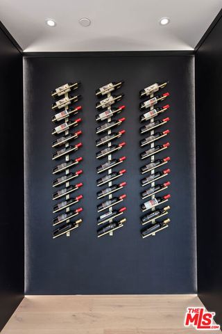 908 Rosecrans Avenue, Manhattan Beach, CA 90266