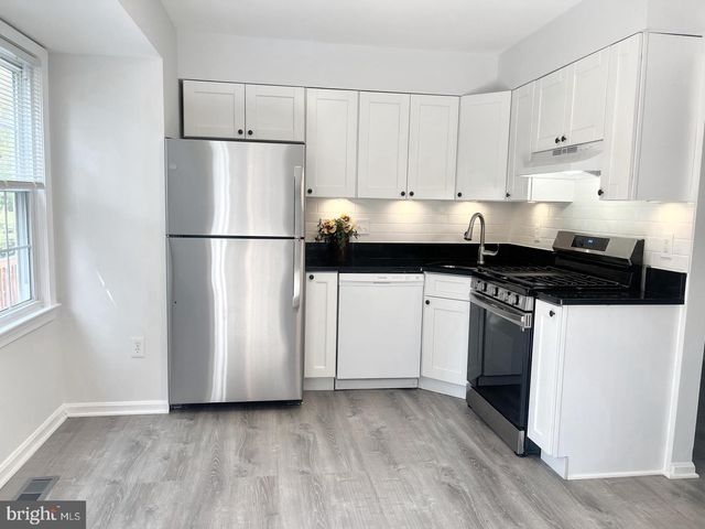 9513 POPLAR LEAF CT, Fairfax, VA 22031