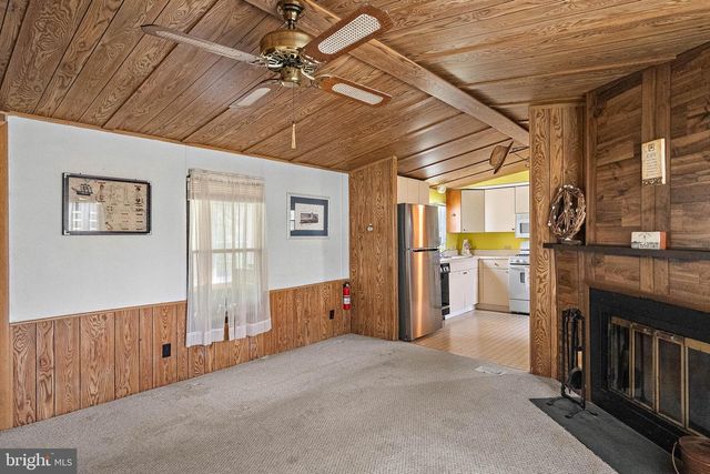 23471 E BEACH DR, Lewes, DE 19958