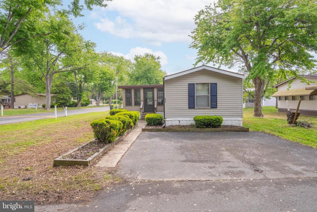 23471 E BEACH DR, Lewes, DE 19958