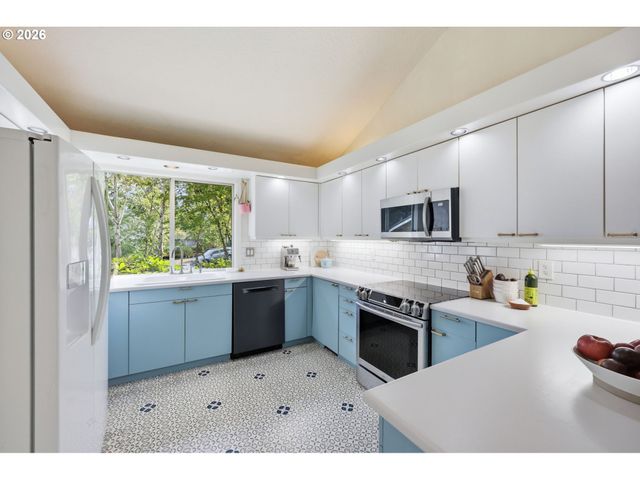 7461 Sw 184TH Pl, Beaverton, OR 97007