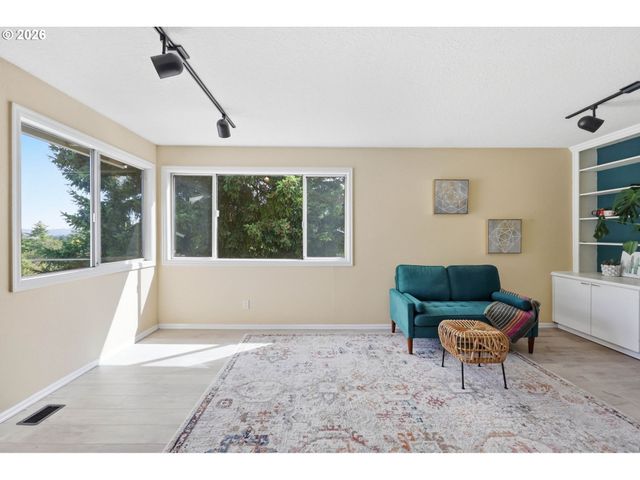 7461 Sw 184TH Pl, Beaverton, OR 97007