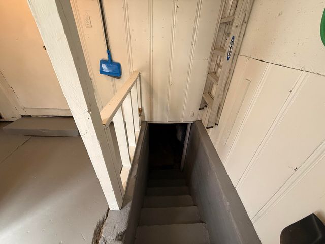 2038 N Weller Avenue, Springfield, MO 65803