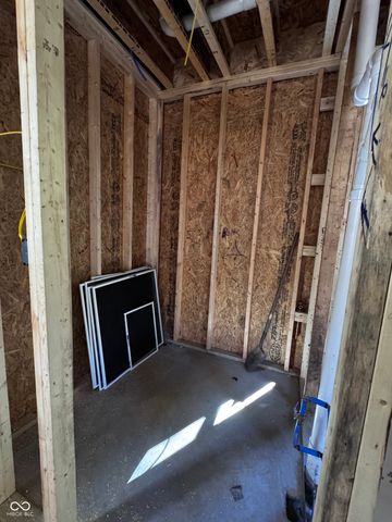 950 W 28th Street, Indianapolis, IN 46208