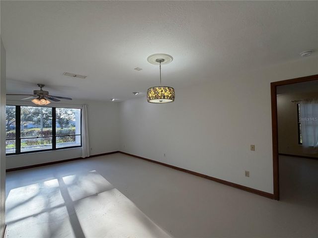 7255 18TH STREET NE, St Petersburg, FL 33702