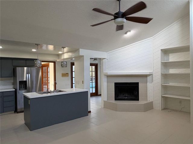 7255 18TH STREET NE, St Petersburg, FL 33702