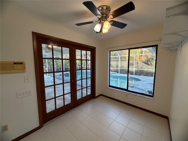 7255 18TH STREET NE, St Petersburg, FL 33702