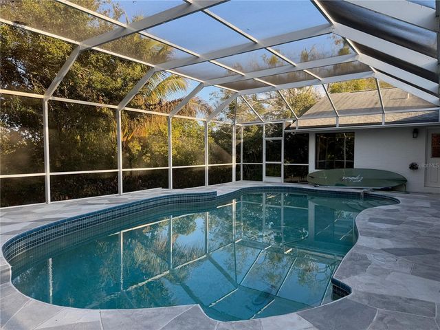 7255 18TH STREET NE, St Petersburg, FL 33702