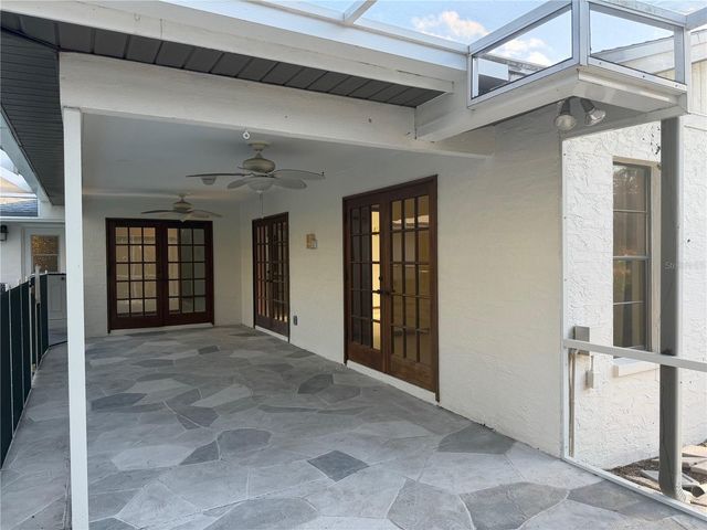 7255 18TH STREET NE, St Petersburg, FL 33702