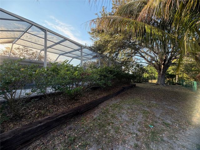 7255 18TH STREET NE, St Petersburg, FL 33702