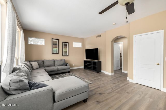 18601 N 16TH Place, Phoenix, AZ 85024