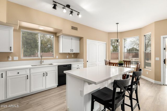 18601 N 16TH Place, Phoenix, AZ 85024