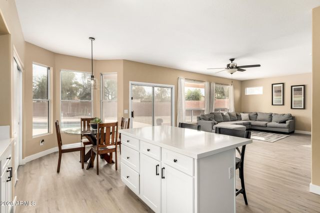 18601 N 16TH Place, Phoenix, AZ 85024