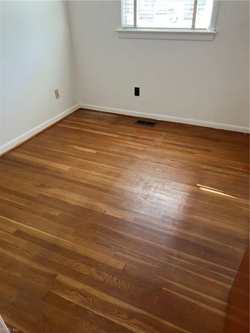 3002 Butternut DR, Hampton, VA 23666