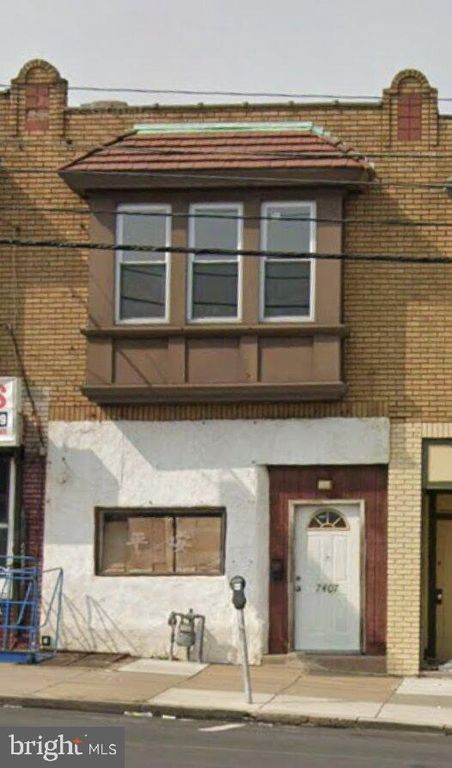 7407 W CHESTER PIKE, Upper Darby, PA 19082
