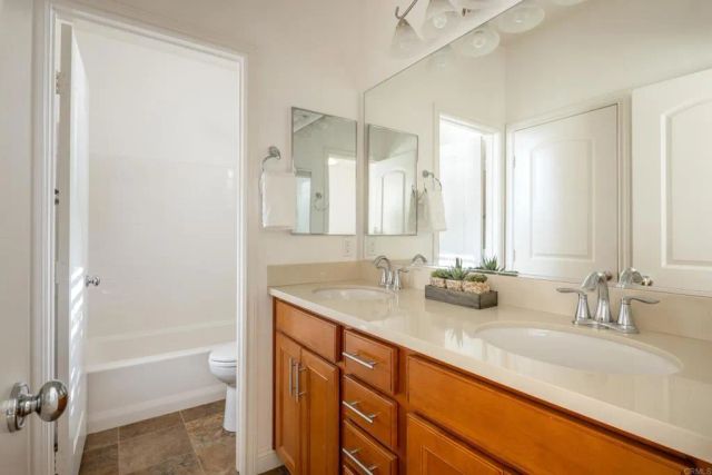 1247 Bellingham Drive, Oceanside, CA 92057