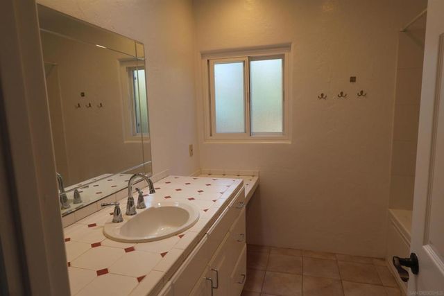 2328 LUCERNE DRIVE, San Diego, CA 92106