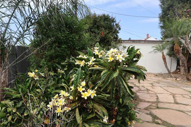 2328 LUCERNE DRIVE, San Diego, CA 92106