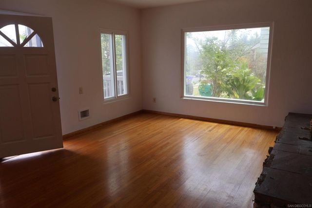2328 LUCERNE DRIVE, San Diego, CA 92106