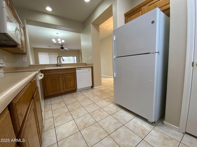 2545 W WARREN Drive, Anthem, AZ 85086