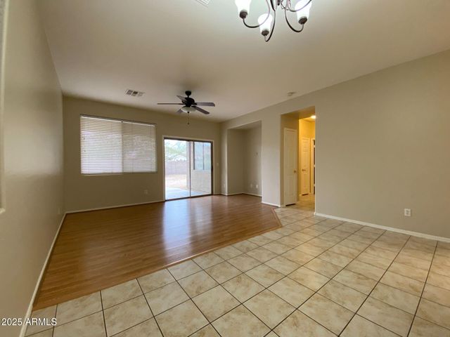 2545 W WARREN Drive, Anthem, AZ 85086