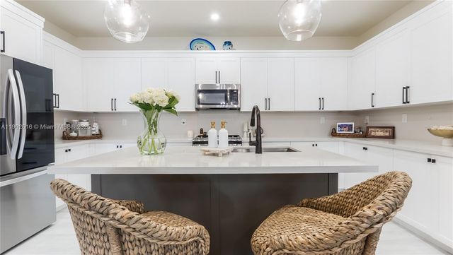 4741 NW 85th Ave, Doral, FL 33166