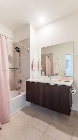 4741 NW 85th Ave, Doral, FL 33166