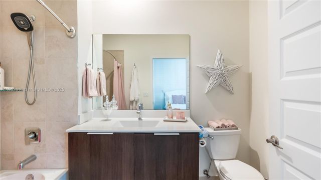 4741 NW 85th Ave, Doral, FL 33166