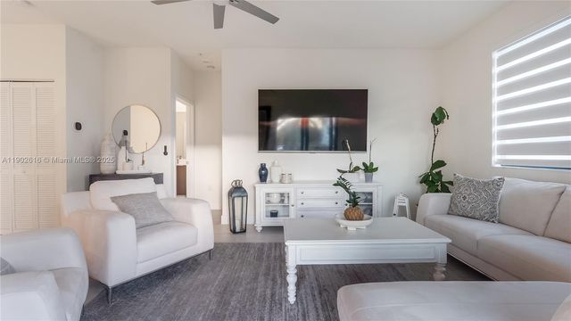 4741 NW 85th Ave, Doral, FL 33166