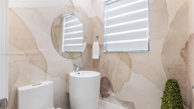 4741 NW 85th Ave, Doral, FL 33166