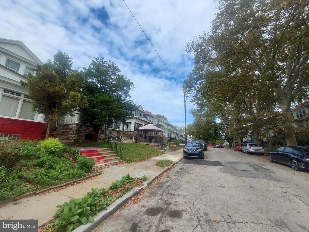 5316 N SYDENHAM ST, PHILADELPHIA, PA 19141 — photo 2