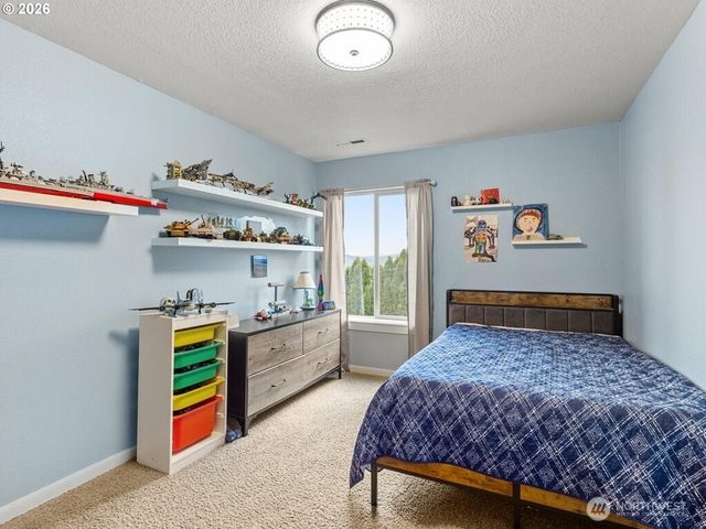 2746 NW Kent Street, Camas, WA 98607