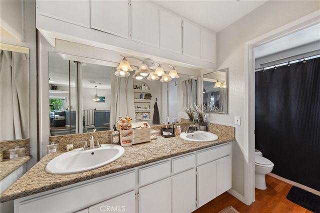 23345 La Crescenta, Mission Viejo, CA 92691