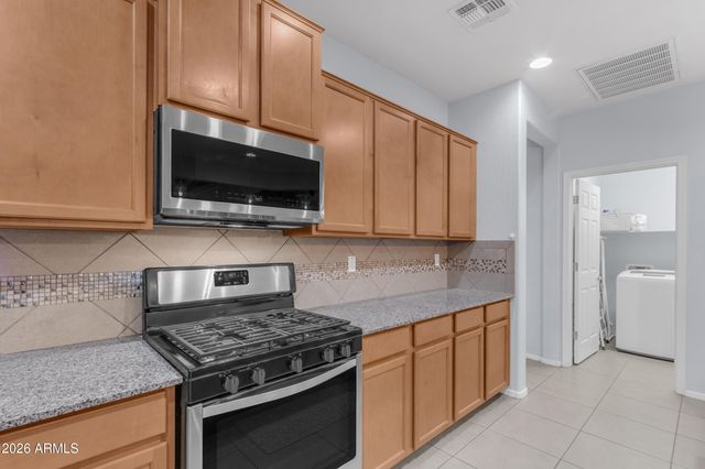 7913 S 41ST Drive, Laveen, AZ 85339