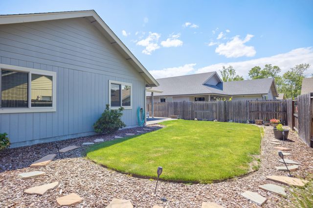 1820 SW I Street, Grants Pass, OR 97526