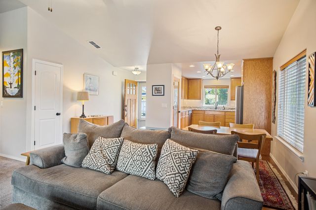 1820 SW I Street, Grants Pass, OR 97526