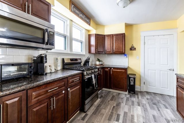 502 West Hazeltine Avenue, Tonawanda, NY 14217