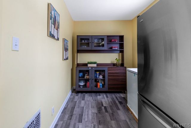 502 West Hazeltine Avenue, Tonawanda, NY 14217