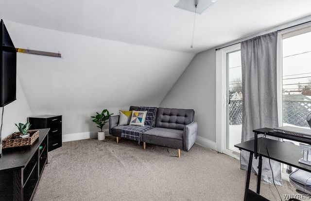 502 West Hazeltine Avenue, Tonawanda, NY 14217