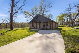 405 S Short Street, Troup, TX 75789